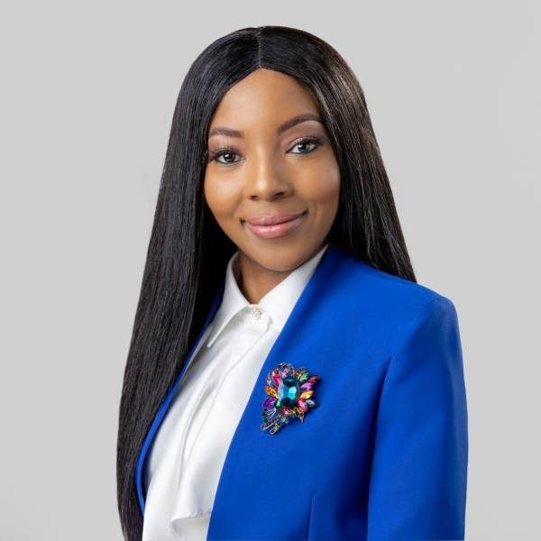 Dr Keamogetswe Ramonaheng receiving global theranostics awards